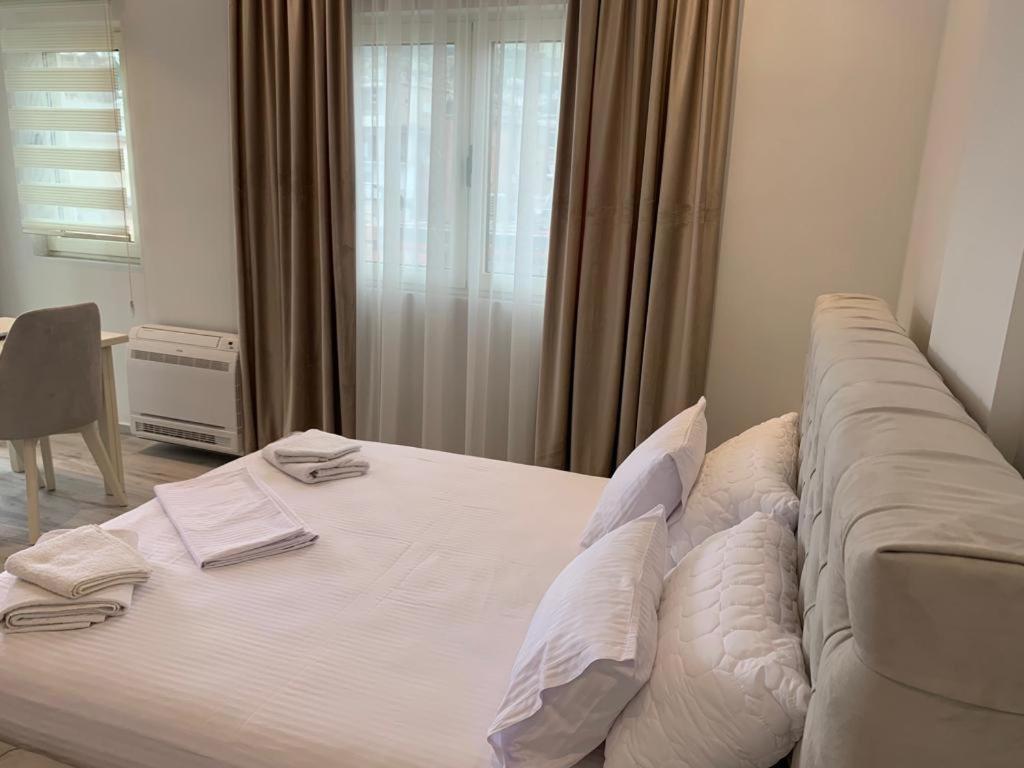 Delfin Apartments Saranda Extérieur photo