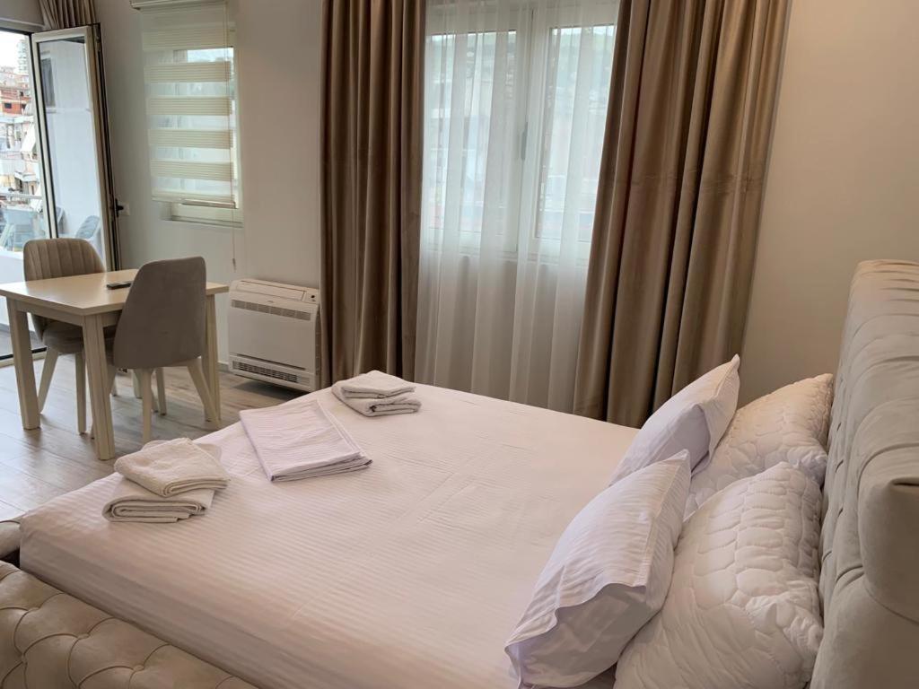Delfin Apartments Saranda Extérieur photo