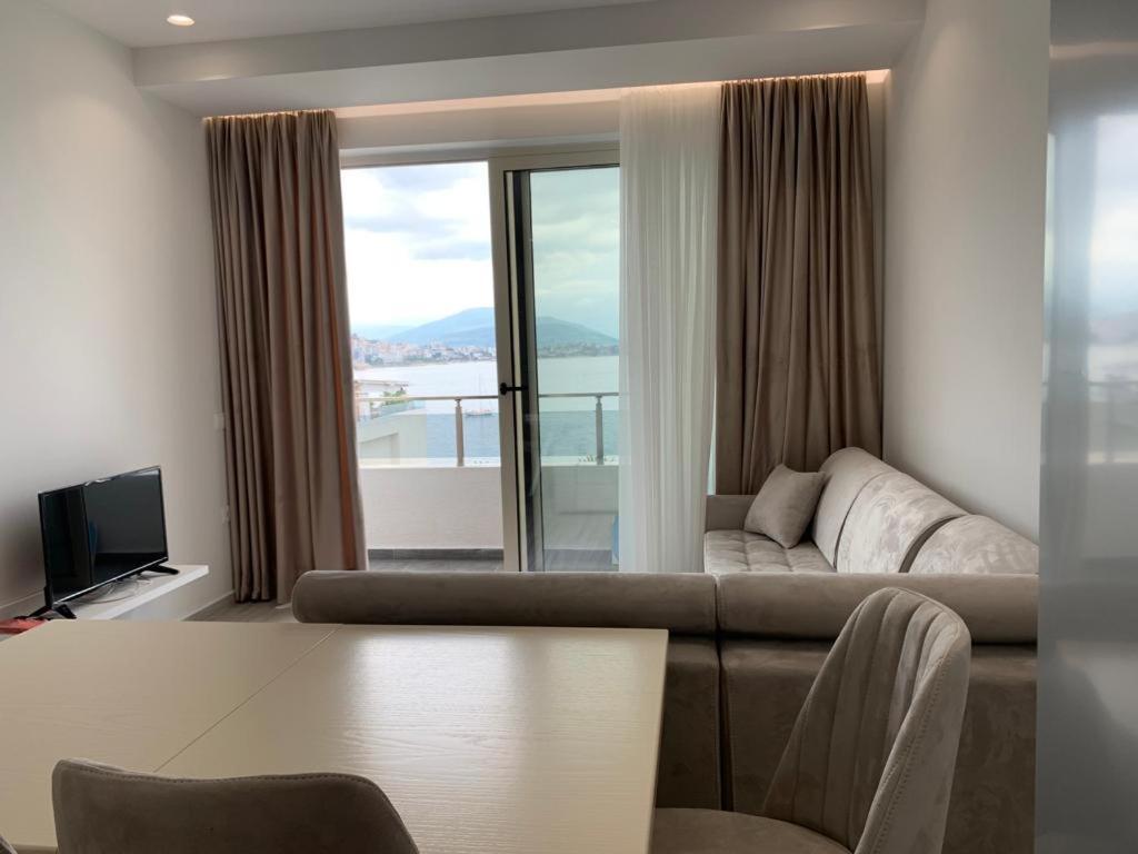 Delfin Apartments Saranda Extérieur photo
