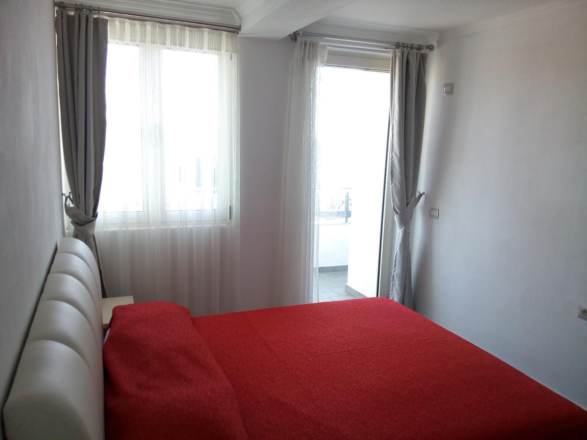 Delfin Apartments Saranda Extérieur photo