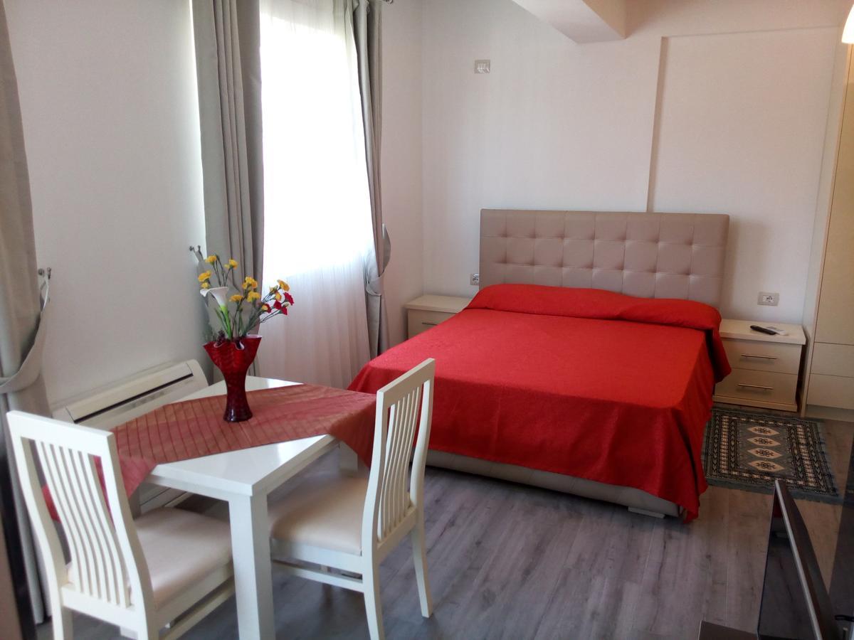 Delfin Apartments Saranda Extérieur photo